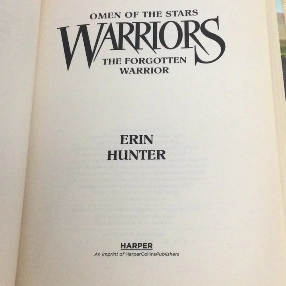🌞 Omen of the Stars Warriors The Forgotten Warrior author Erin Hunterbook & game